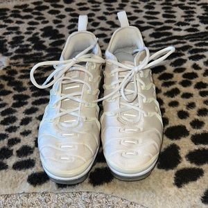 Vapor max white sneakers